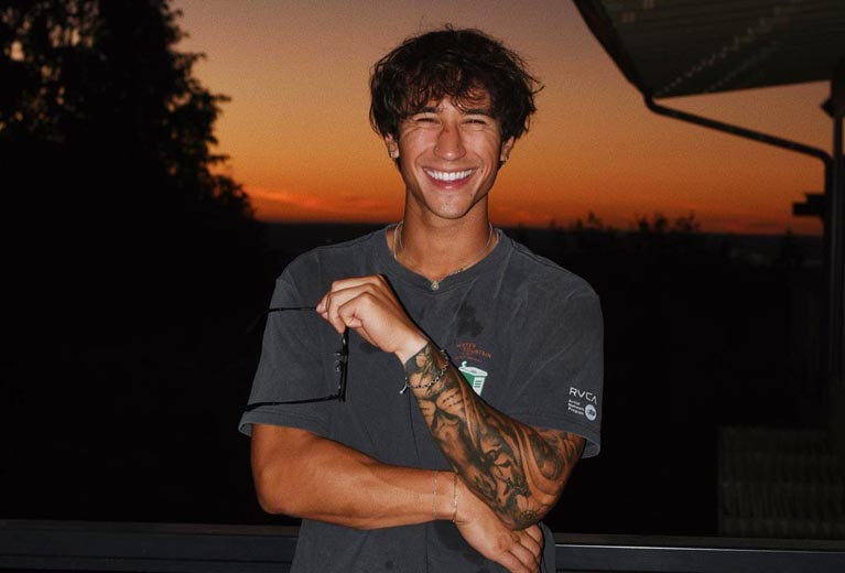 How old is Evan Lamicella?