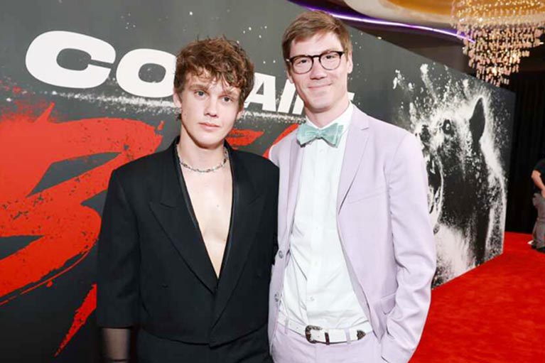 How tall is Fielder Jewett?