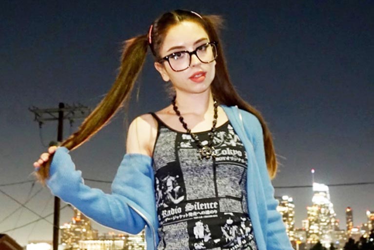 How tall is Snowwcone?