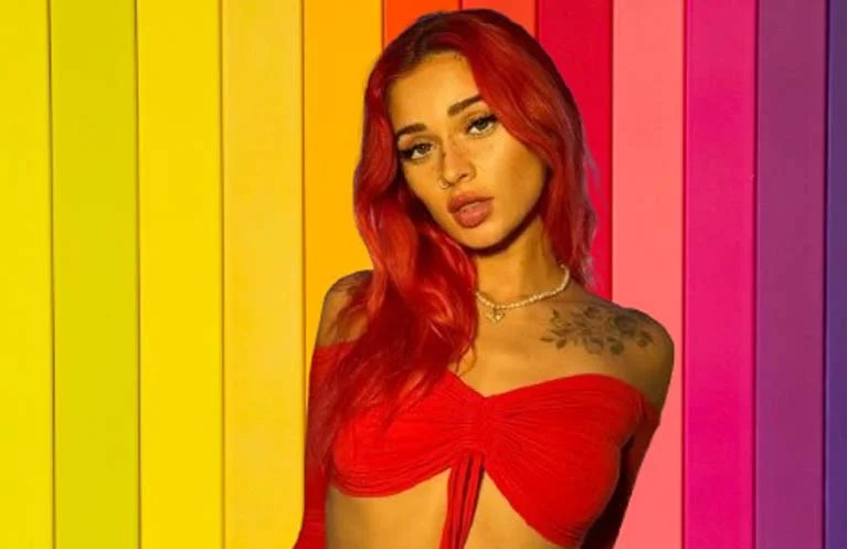 Who is Toria Lorraine?